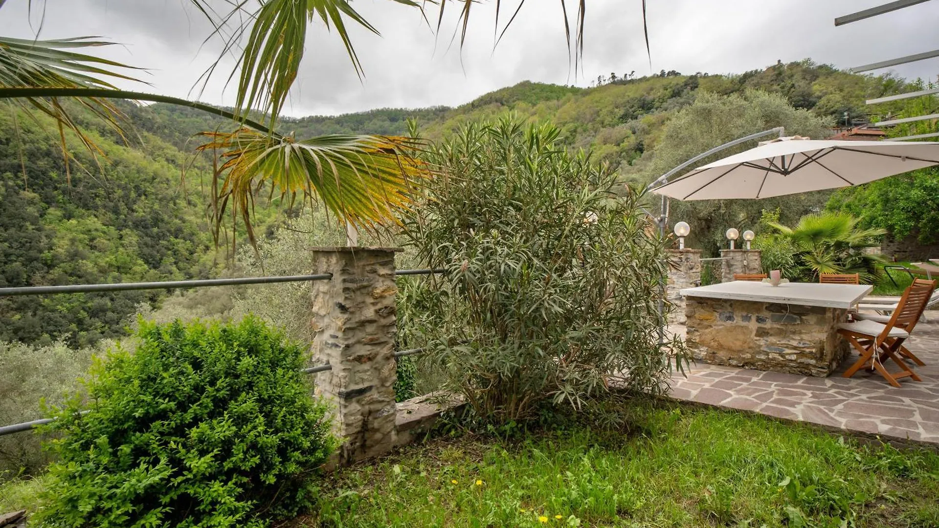 Loggia Oliveto Apartment Casanova Lerrone 0*,